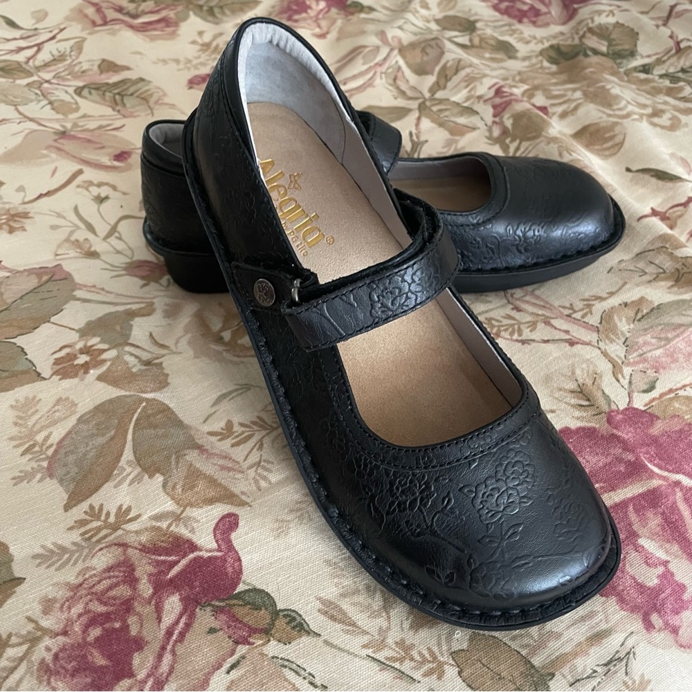 Alegria Mary Jane Shoes Size 38 or 7.5-8 Women Black Leather